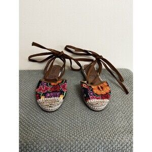 Chula Women's Flat Sandals With Strap Size 8